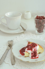 Cottage cheese baked pudding with raspberry topping