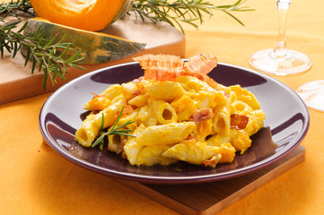 Penne con pancetta e zucca
