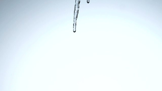 Icicle, building up, time lapse