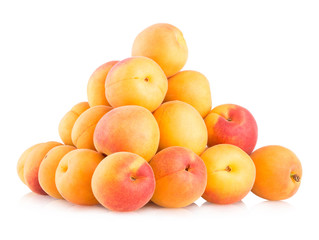 Naklejka na ściany i meble ripe apricots isolated on white background
