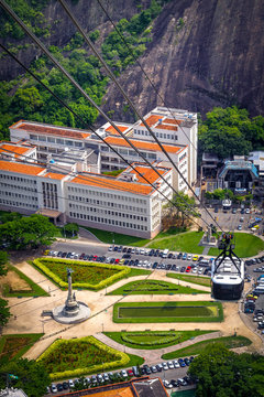Cable car over Urca