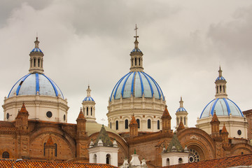 Fototapeta na wymiar New Cathedral Cuenca Ecuador