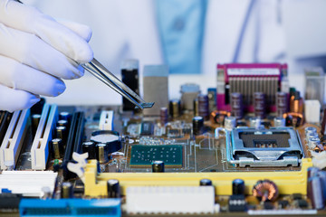 Microchip assembling
