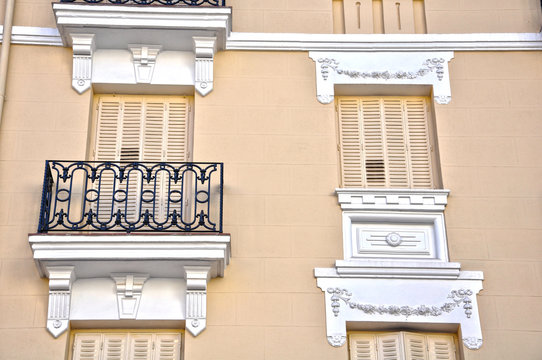 Edificios de Madrid, balcones con estilo