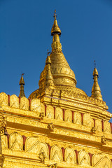 Fototapeta na wymiar Shwezigon Pagoda