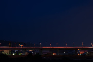 夜景と高速道路