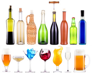 alcoholic drinks set with splash