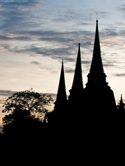 Obraz premium Pagoda sylwetki w Ayutthaya, Tajlandia