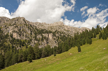 Fototapeta na wymiar Odle Val di Funes, Południowy Tyrol, Włochy