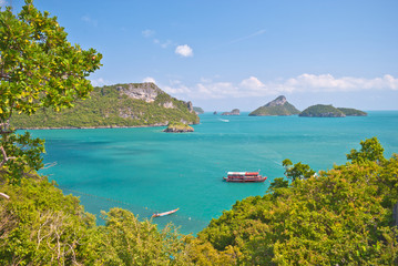 Angthong national marine park close to Koh Samui