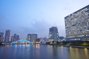 Obraz premium Sumida river in central Tokyo
