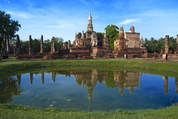 Fototapeta na wymiar Wat Mahathai, Sukhothai Province
