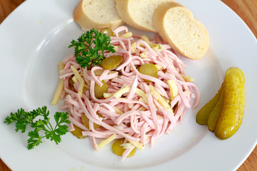 Schweizer Wurstsalat