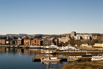 Fototapeta na wymiar Port w Oslo