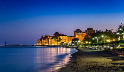 Obraz premium Elenite at night