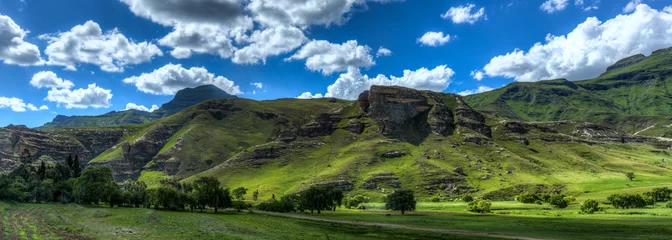 Keuken spatwand met foto Lesotho landschap © demerzel21