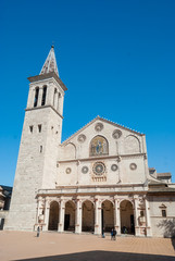 Fototapeta na wymiar Widok katedry Spoleto. Umbria. Włochy
