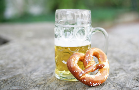 Bier und Brezen