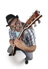 Guitarrista divertido