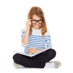 student girl studying and reading book