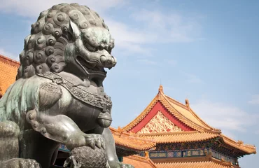 Schilderijen op glas lion statue in front of Gate of Supreme Harmony, Forbidden City © Fotokon