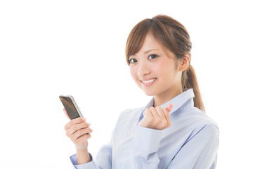 スマートフォンを見る女性　ビジネス