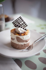 Chocolate mousse cake