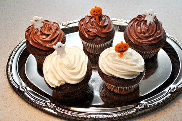 Chocolate Halloween Cupcakes