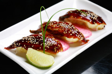 Sushi whith eel