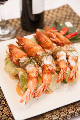 Deep fried prawn with Thai curry.