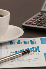 Financial graphs analysis on table