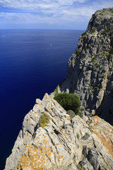 Mallorca: Steile Felsenklippen nahe Cap Formentor