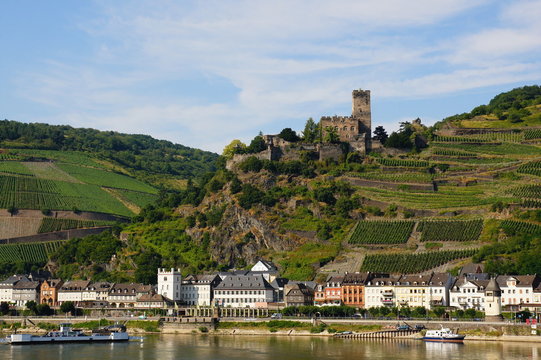Burg Gutenfels thront &uuml;ber Kaub