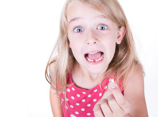 Showing first missing or loose teeth