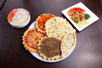 Oriental pizza plate