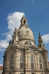 Fototapeta na wymiar Frauenkirche Dresden in der Sonne