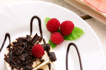cake with raspberry
