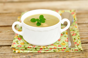 Zucchini Cream Soup with Bortolini Beans