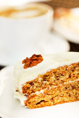 carrot cake with coffee