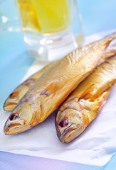smoked fish with beer