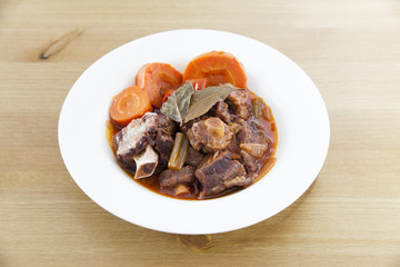 Delicious Oxtail Stew (with red wine)