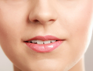 Naklejka premium beautiful make up of bright lips