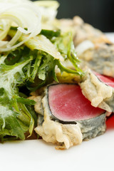 salad with tuna and strawberries