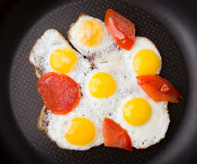 Fried quail eggs