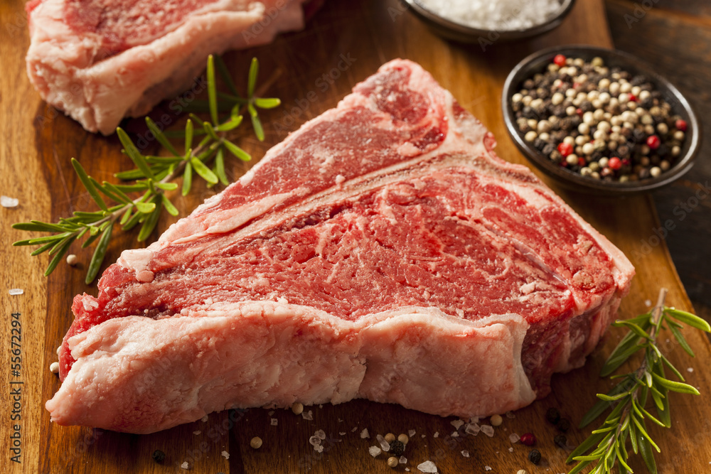 Poster Thick Raw T-Bone Steak