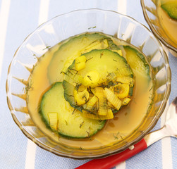 Gurkensuppe