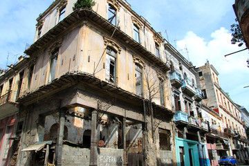 Fototapeta na wymiar Old Havana street