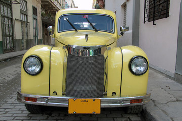 Havana yellow car