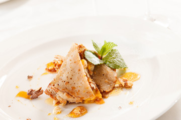 crepes with honey and walnuts