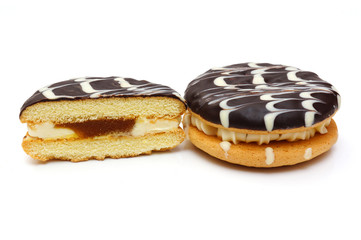 biscuit flavored with apricots